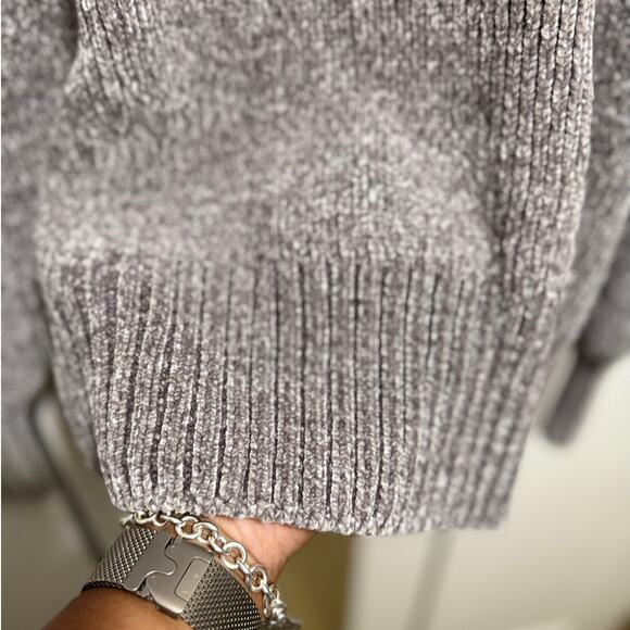 Cynthia Rowley Gray Chenille Turtleneck Sweater Women’s Medium Soft Cozy Knit - Picture 4 of 9